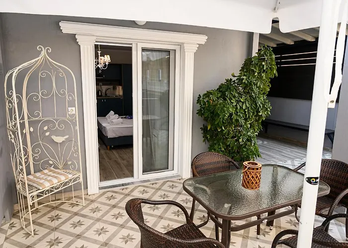 Hotel Parthenon Art Executive Wing