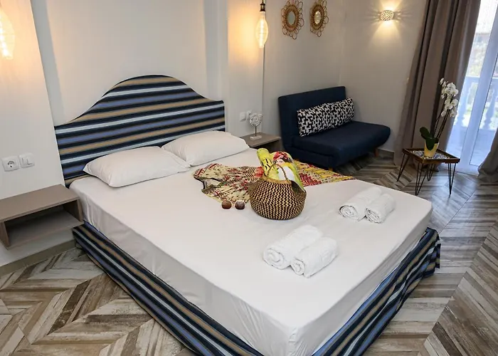 Parthenon Art Executive Wing *