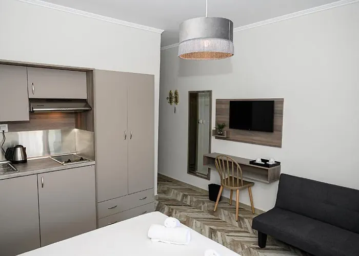 Parthenon Art Executive Wing Olympiakí Aktí